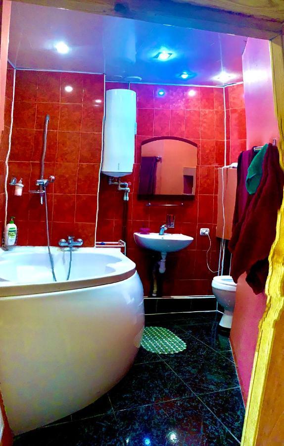 One-Bedroom Apartment On Gagarina Kharkov Luaran gambar